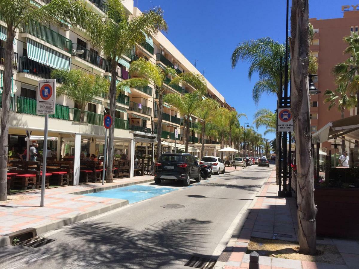 Hotel Apartamento Pyr Fuengirola Private Sunny Pool Side Exteriör bild