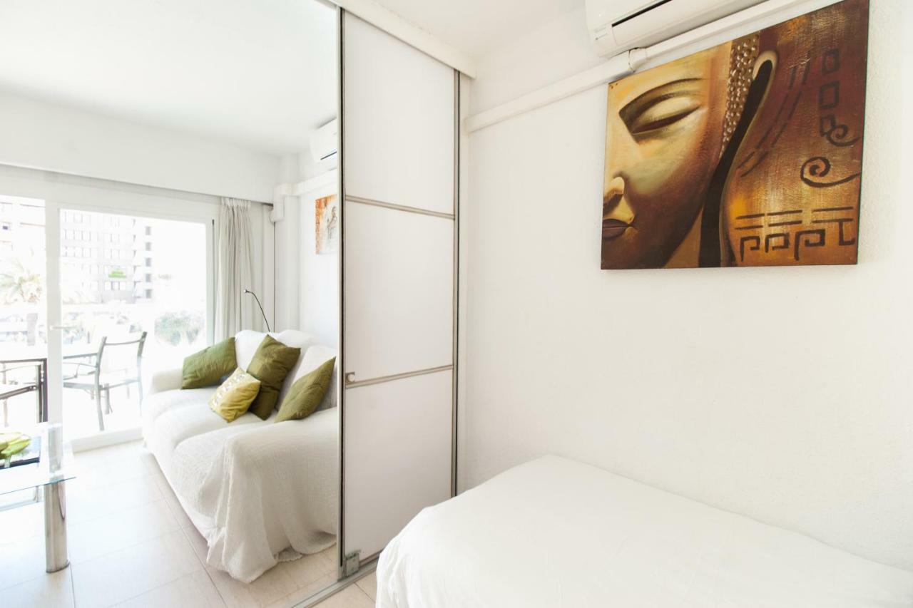 Hotel Apartamento Pyr Fuengirola Private Sunny Pool Side Exteriör bild