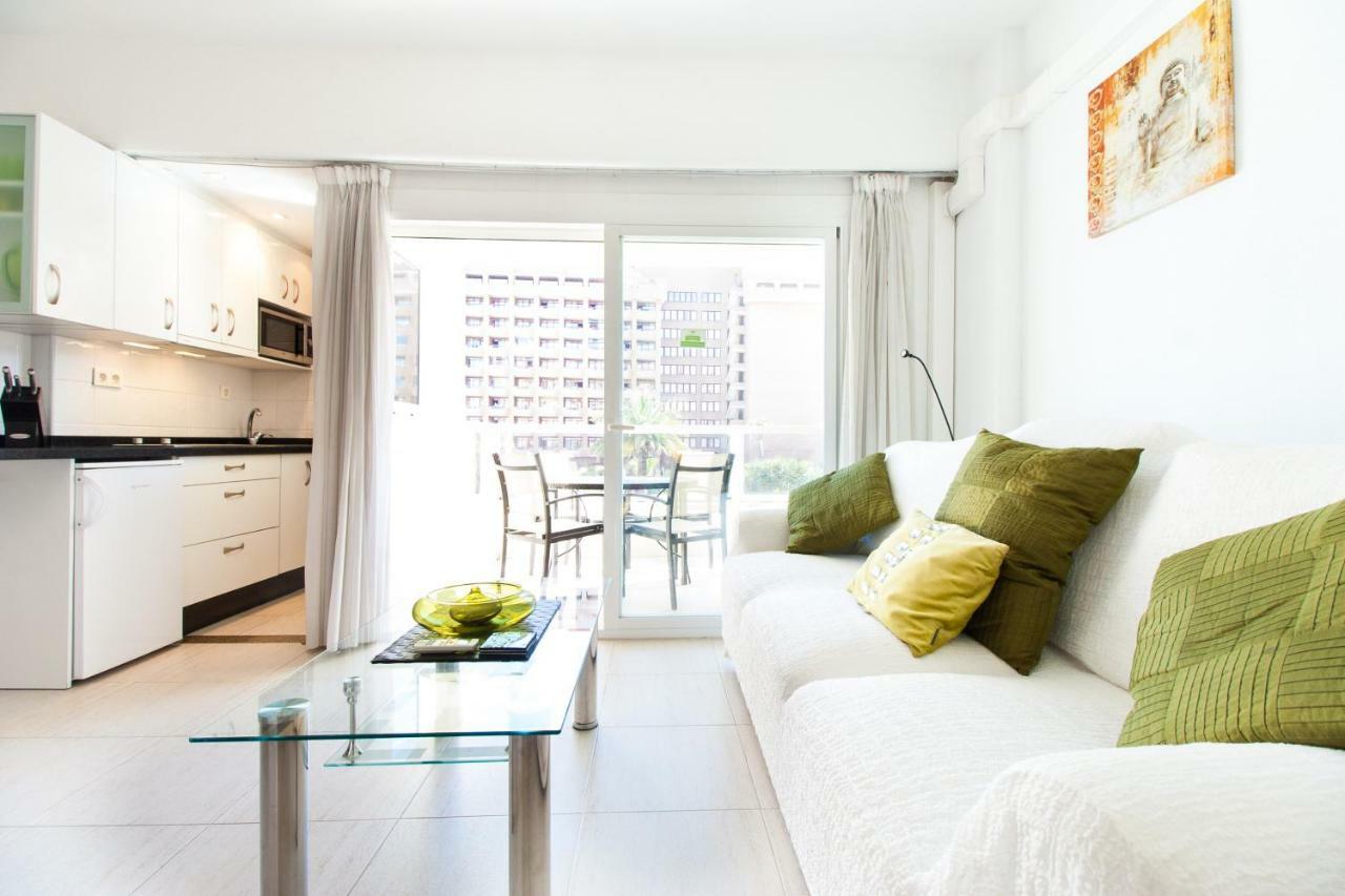 Hotel Apartamento Pyr Fuengirola Private Sunny Pool Side Exteriör bild
