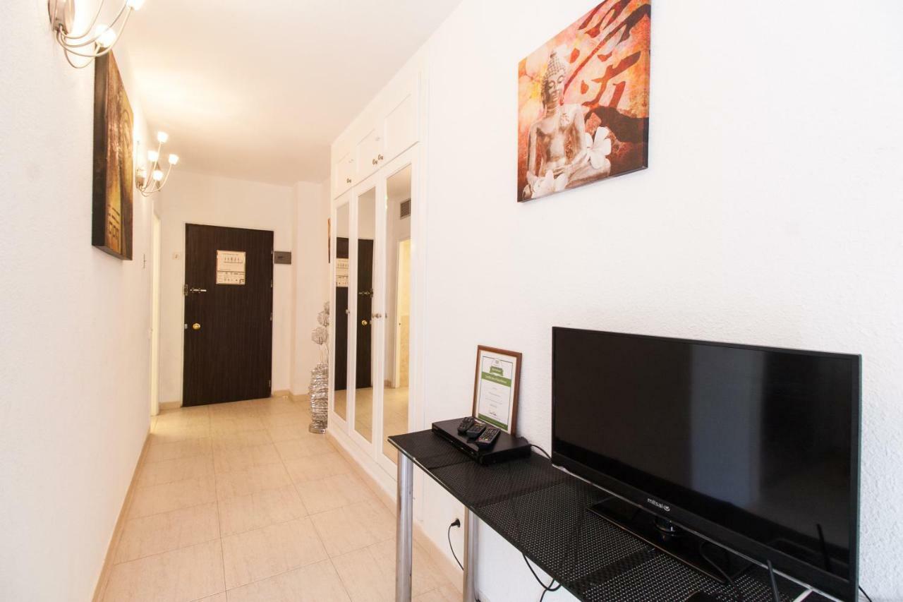 Hotel Apartamento Pyr Fuengirola Private Sunny Pool Side Exteriör bild